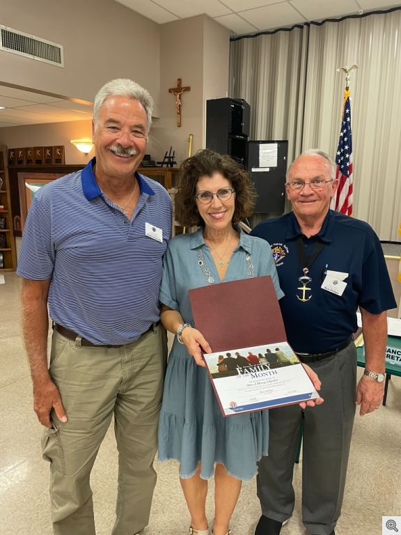 2022 August Knight of the Month Dave and Cherry Schwulst receiving their award from GK Rick Phillips