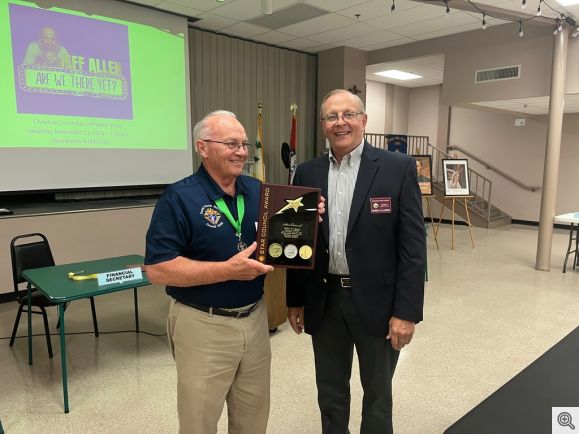 Past GK Rick Phillips accepting Council 10208, 2022-2023 Star Council Award from State District Deputy Murray Claassen